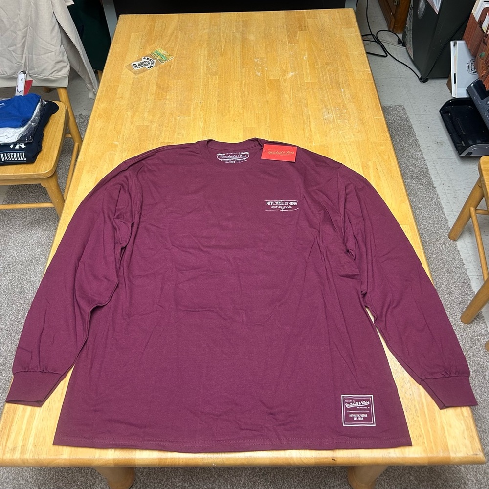 NWT Mitchell & Ness Men's Golf/Tennis Long Sleeve Sporting Goods TShirt Size XXL